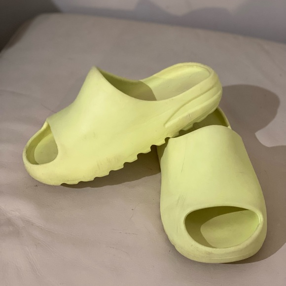 Typical wear - Picture 2 of 2